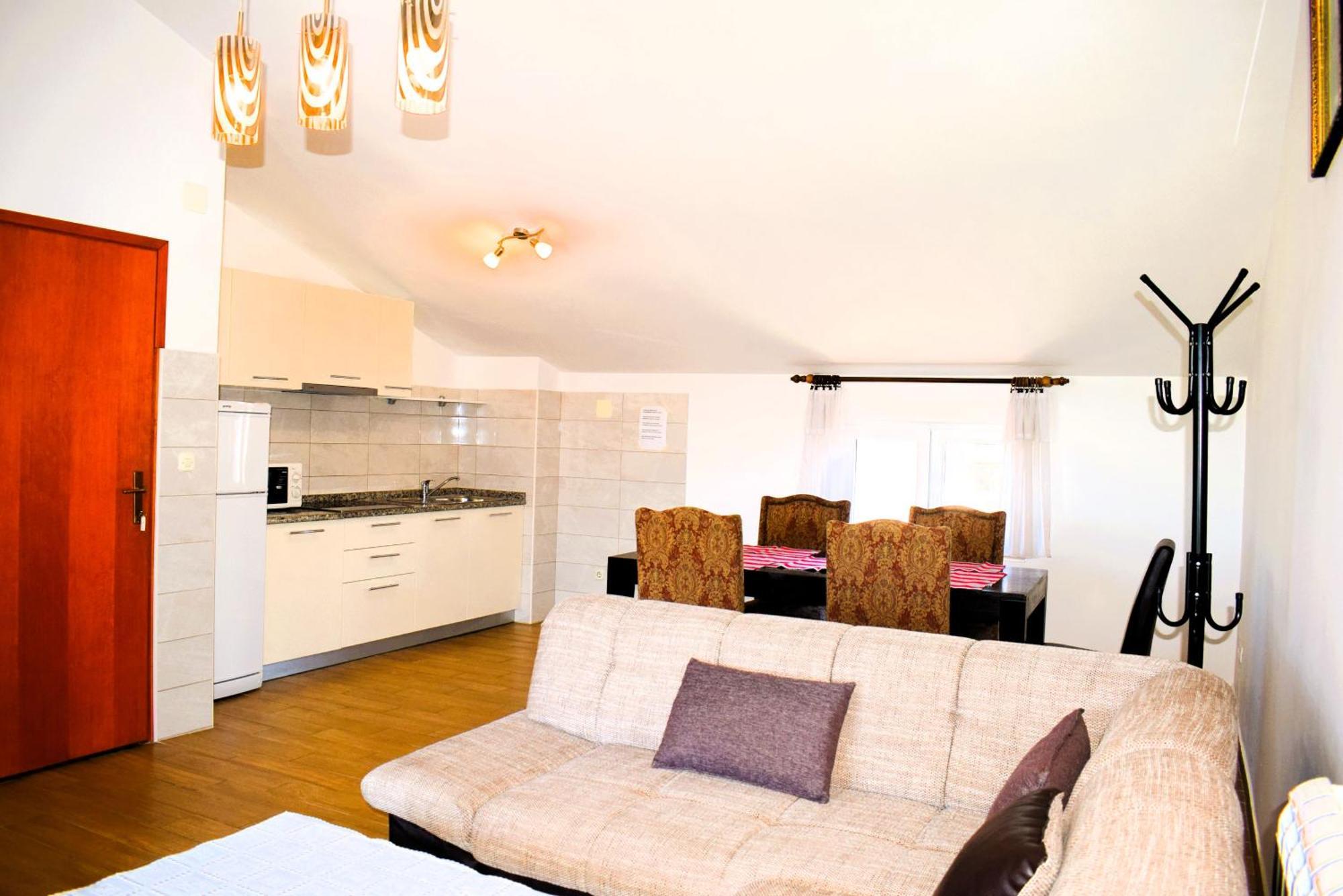 Apartments Milica Malinska Pokój zdjęcie